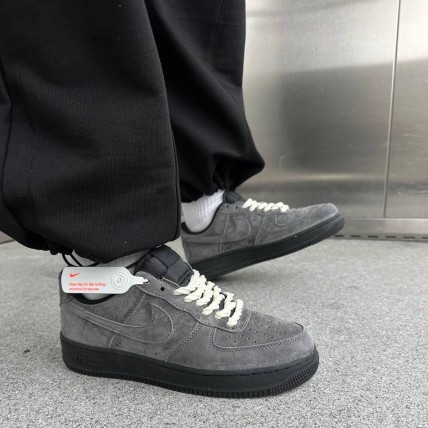 Кроссовки Nike Force 1 Grey/Black Suede (реплика высокого качества)