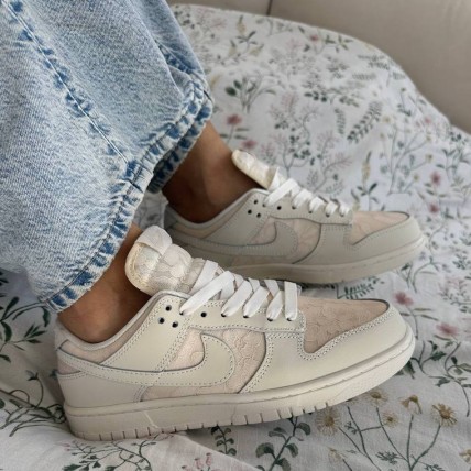 Кроссовки Nike SB Dunk Lace Beige (реплика высокого качества)