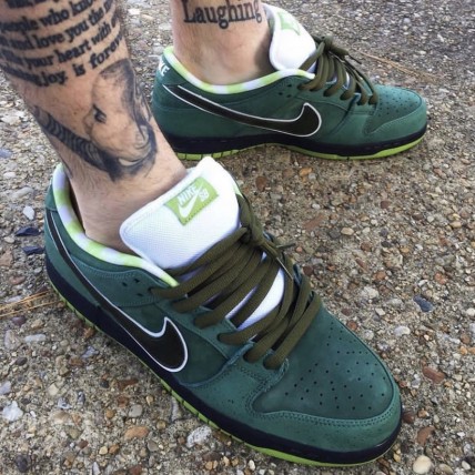 Кроссовки Nike SB Dunk Green Lobster (реплика высокого качества)