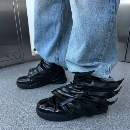 Кроссовки Jeremy Scott Black Wings (реплика высокого качества) Кроссовки Jeremy Scott Black Wings (реплика высокого качества)