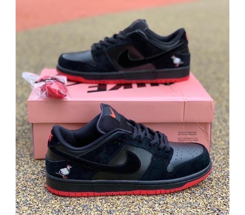 Кроссовки Nike SB Dunk Low Black Pigeon