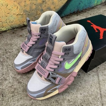 Кроссовки Nike Air Trainer 1 SP Light Smoke Grey (реплика высокого качества)