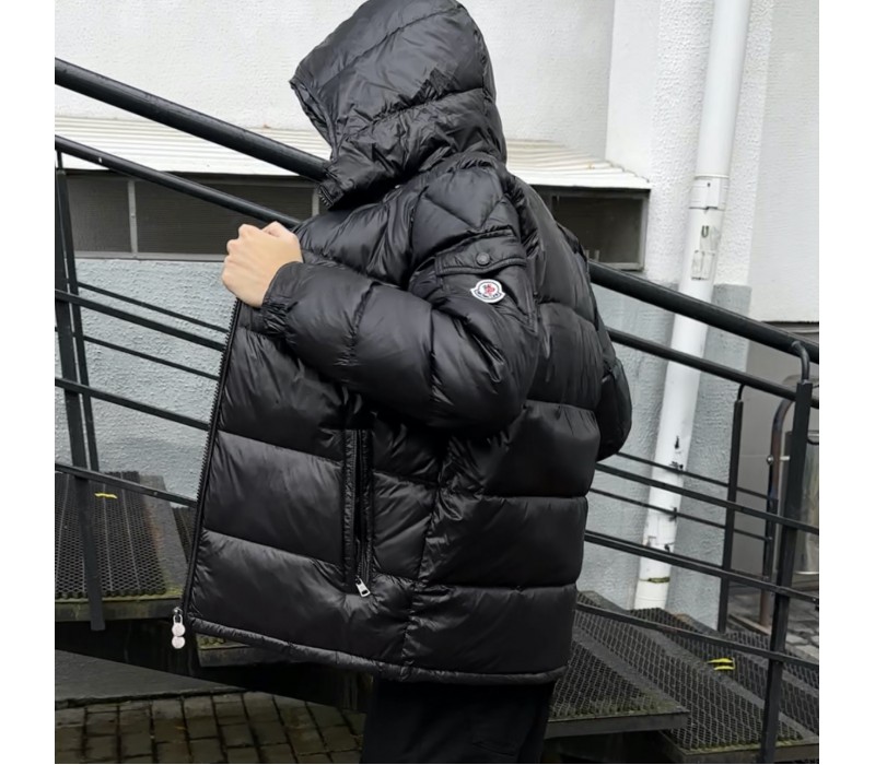 Куртка зимняя Moncler Black